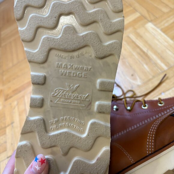 WORN ONCE - Thorogood American Heritage 6" Tobacco Moc Toe Work Boots for Men 11 - Picture 7 of 10